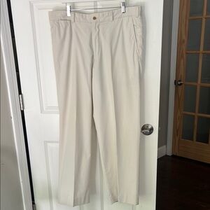 Bills Khakis 100% Cotton Cream color size 40